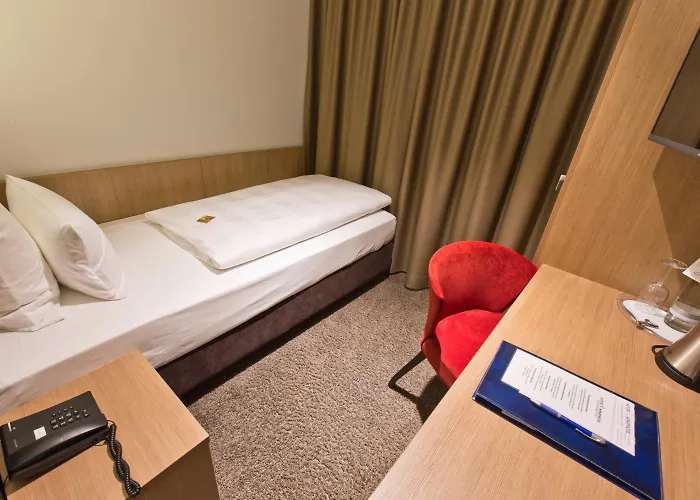 Astor & 4* Köln