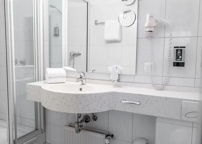Astor & 4* Köln