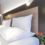 Astor & فندق كولونيا
