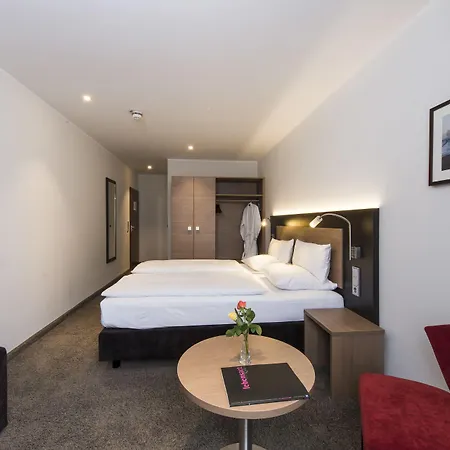 Astor & ホテル ケルン