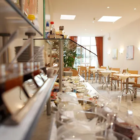 ホテル Astor & 4*