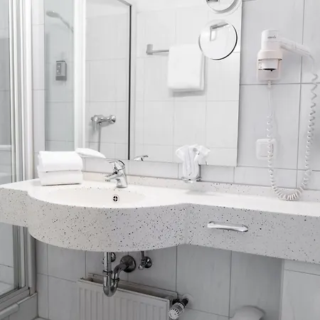 Astor & 4* Colonia
