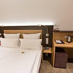 Astor & Hotel